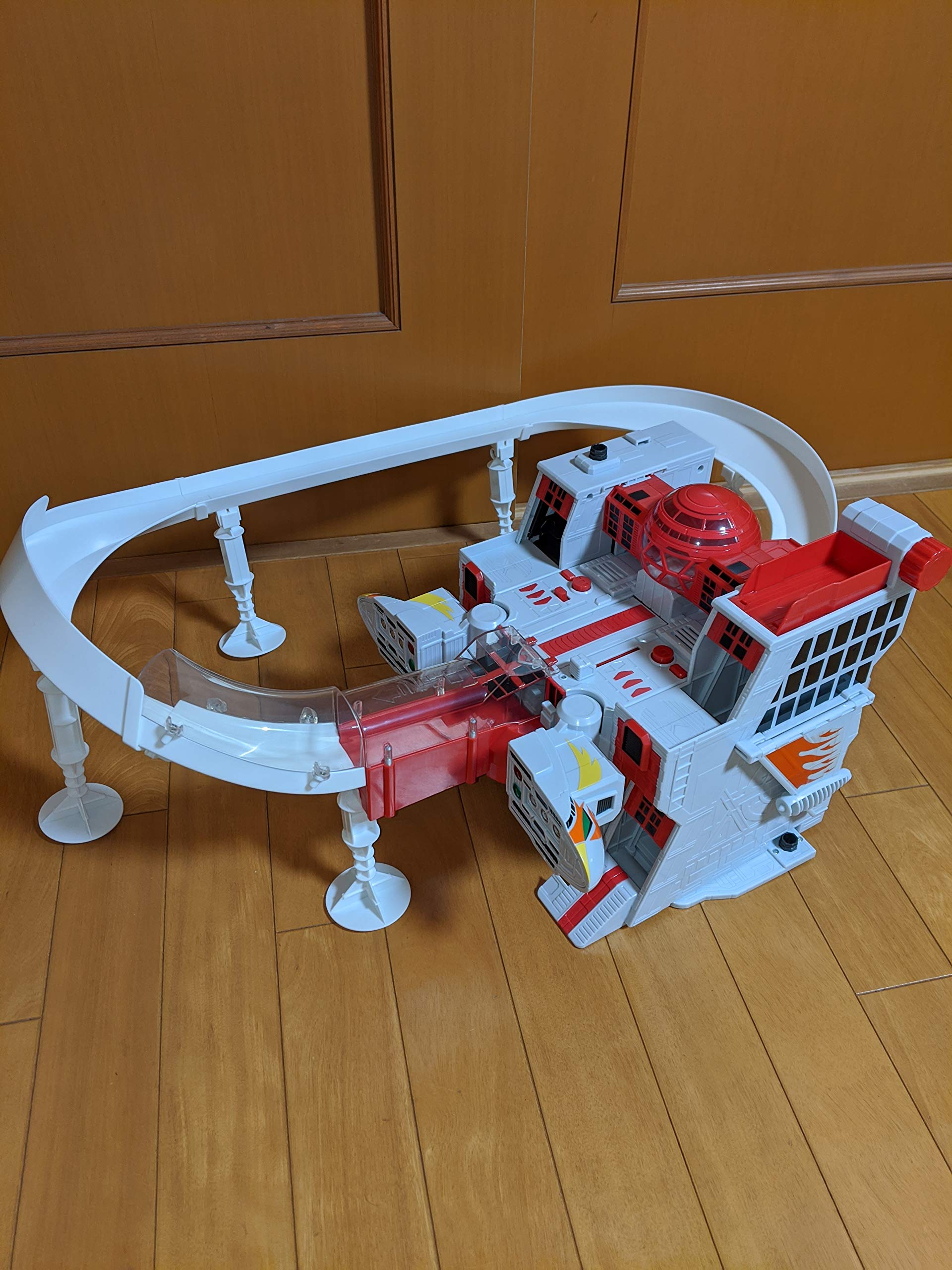 Tomica Hero Rescue Fire DX Fire Phoenix (japan import), Pots